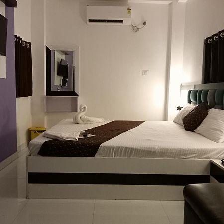 Hotel Green Leaf Kalkutta Kültér fotó